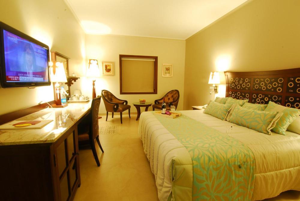 ไส พาเลซ โฮเต็ล Hotel มุมไบ ภายนอก รูปภาพ